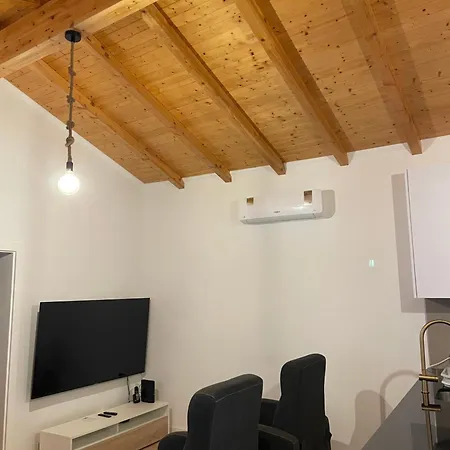 Casa de Férias Cozy In Historic Downtown - Farm Views - Walk To Foz do Arelho