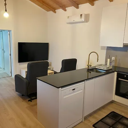 Cozy In Historic Downtown - Farm Views - Walk To Casa de Férias *